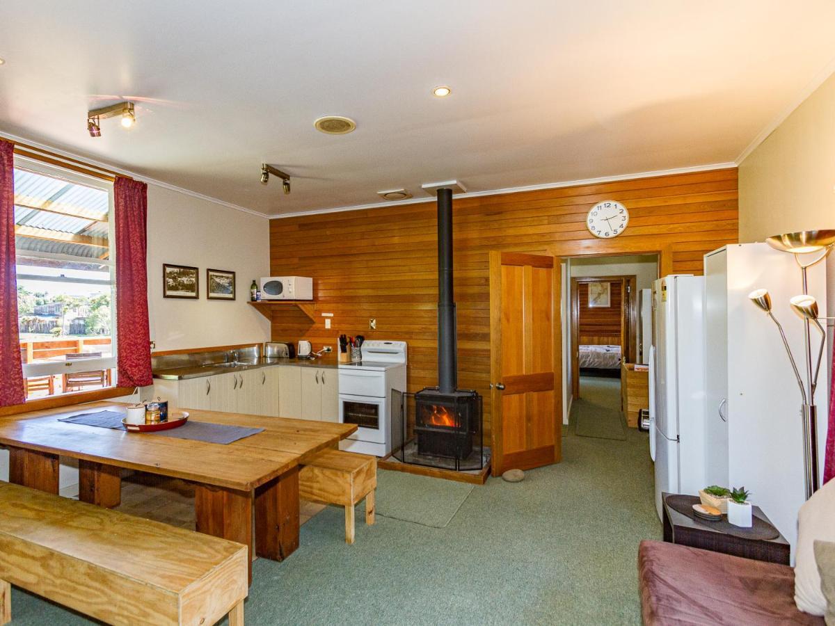 The Station - Ohakune Holiday Home Eksteriør billede