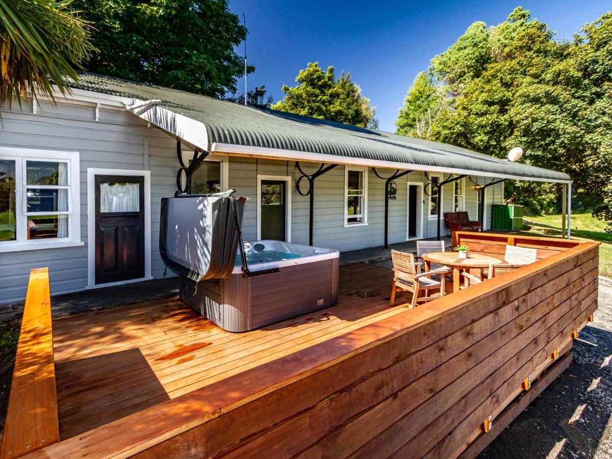 The Station - Ohakune Holiday Home Eksteriør billede